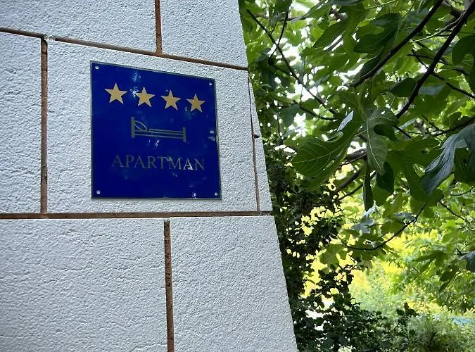Cvjetni Njivice